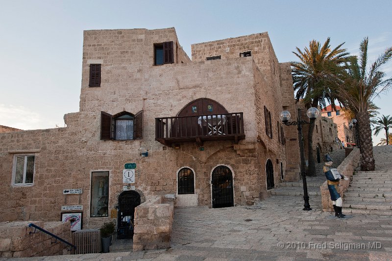 20100415_184756 D3.jpg - Artists' area,Old Jaffa